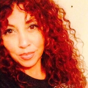 Meet your Posher, Leanne